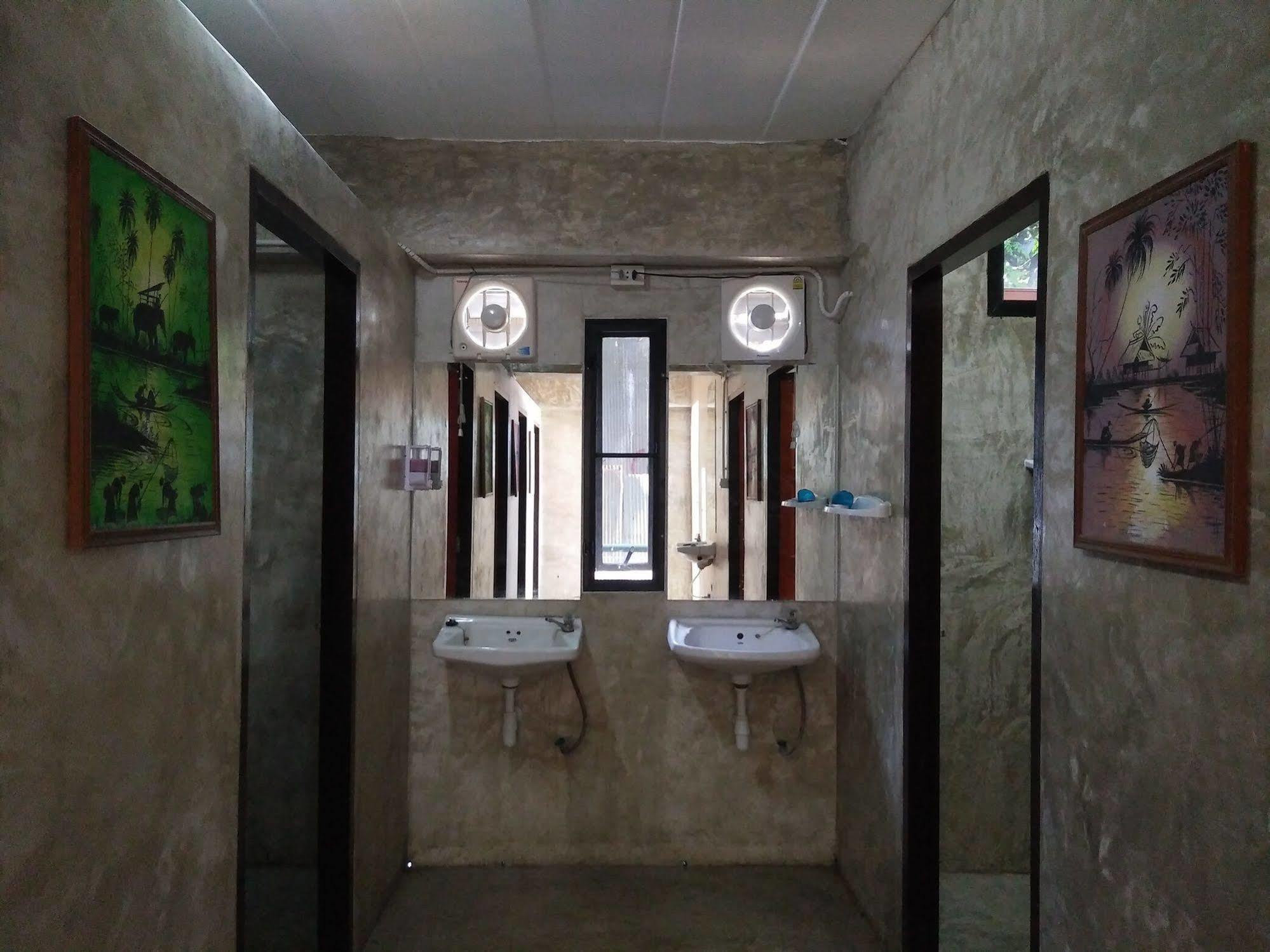 Happy House Backpackers Hostel Pai Luaran gambar